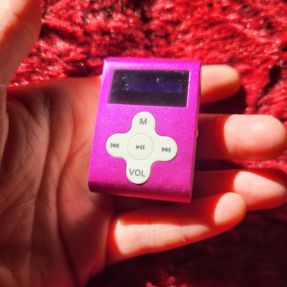 Super Old School 2000s Mini MP3 Player Never Used - Picture 2 of 8